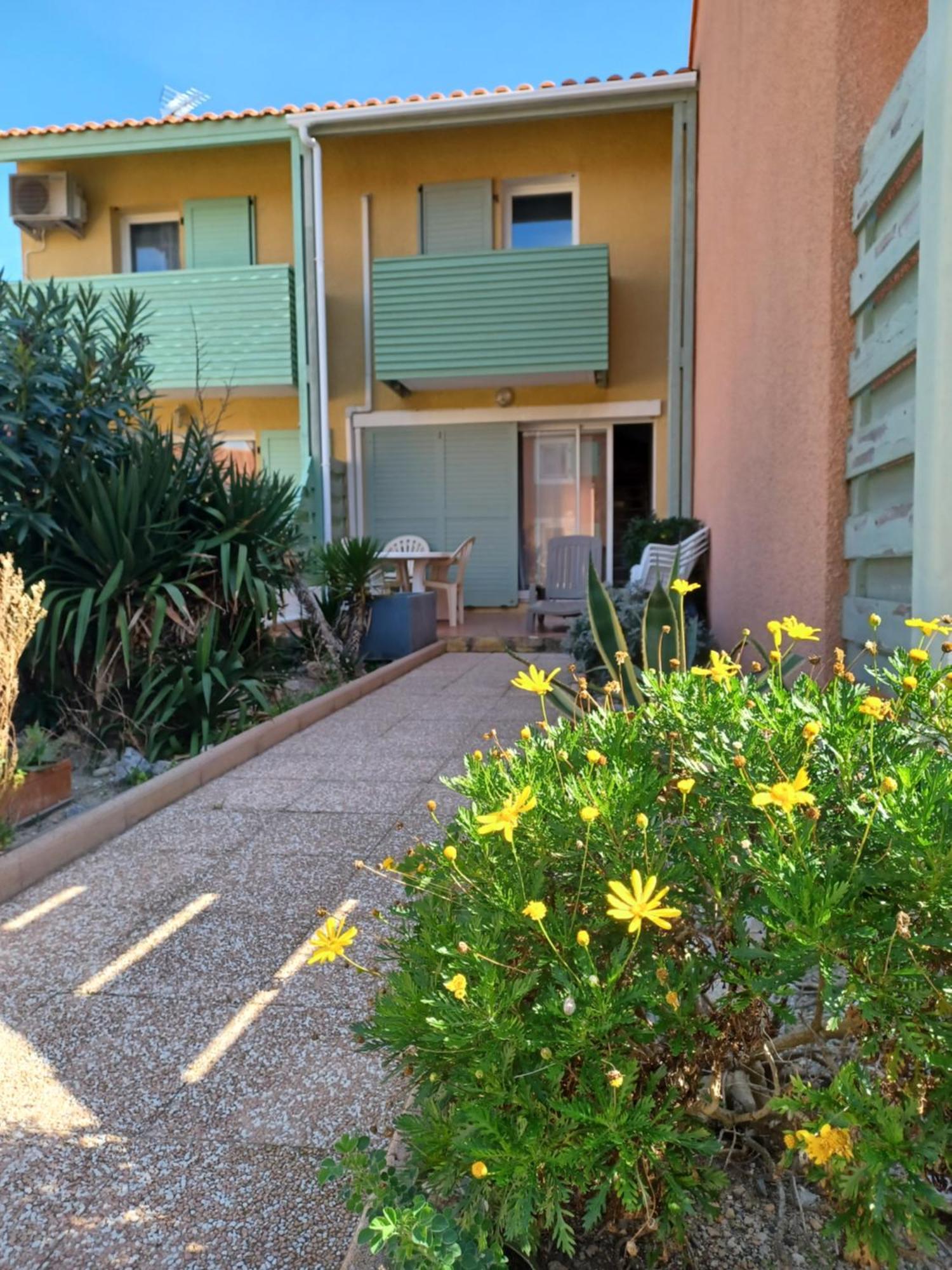 Charmante Villa Dans Village Naturiste Leucate Bagian luar foto